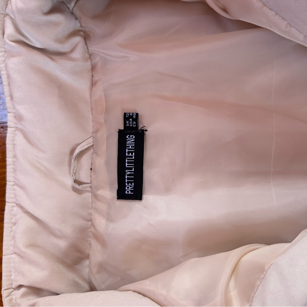 Cream Puffer - Picture 3 of 3